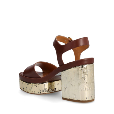 Shop Chloé Odina Leather Sandals In Neutrals
