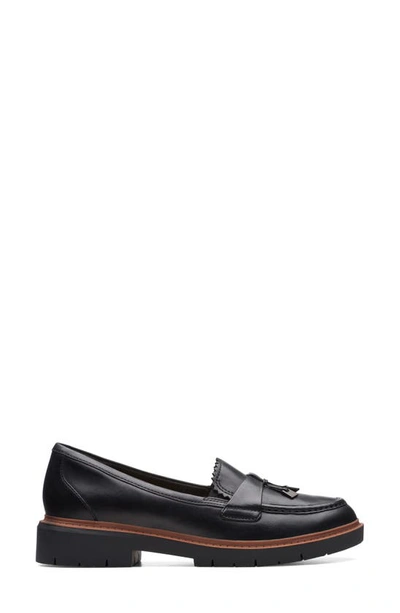 Clarks Women's Westlynn Bella Lug-sole Comfort Loafers In Black Leather