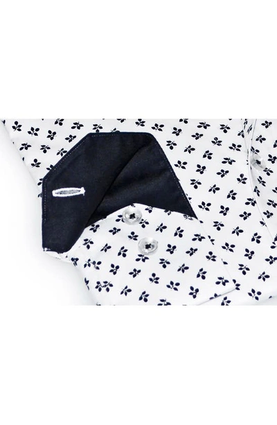 Levinas Contemporary Fit Leaf Print Button-up Shirt In Black Leaf Print