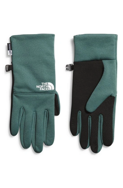 Shop The North Face Etip Touchscreen Gloves In Dark Sage