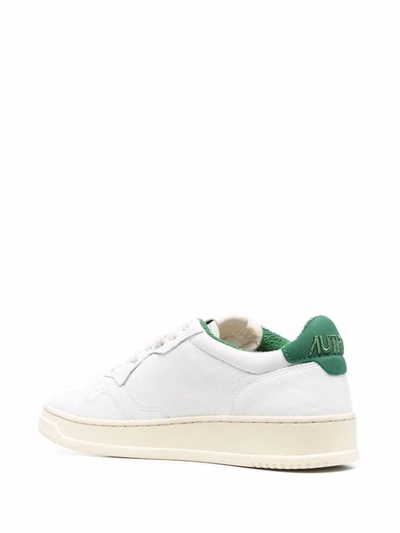 Shop Autry 'medalist' Sneakers In Bianco E Verde