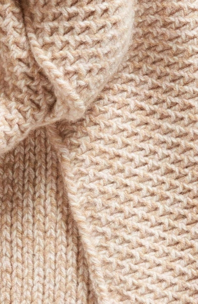 Chloé Logo-patch Chunky-knit Scarf In Beige - Pink 1 96e