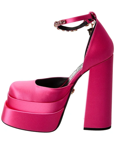 Versace Medusa Head Charm Satin Platform Pumps In Pink