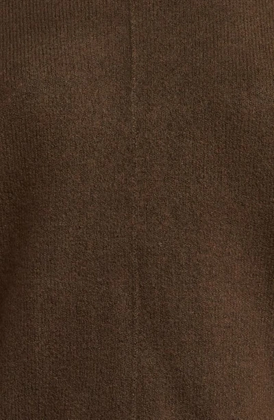 Vince Camuto Center Seam Crewneck Sweater In Chocolate