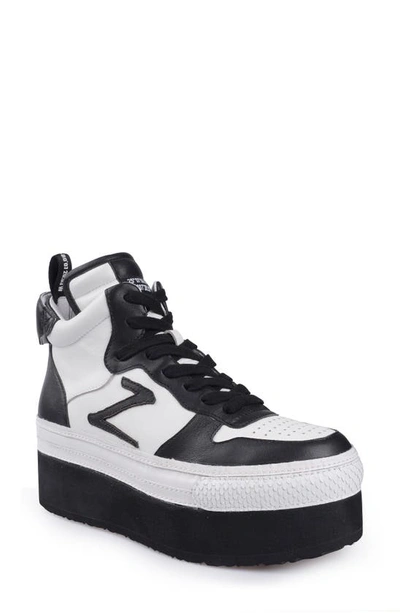 Ziginy Bruce Water Resistant Platform Sneaker In Black White Leather