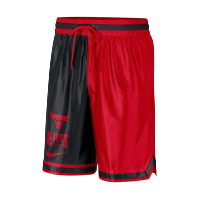 Shop Nike Red/black Chicago Bulls Courtside Versus Force Split Dna Performance Shorts
