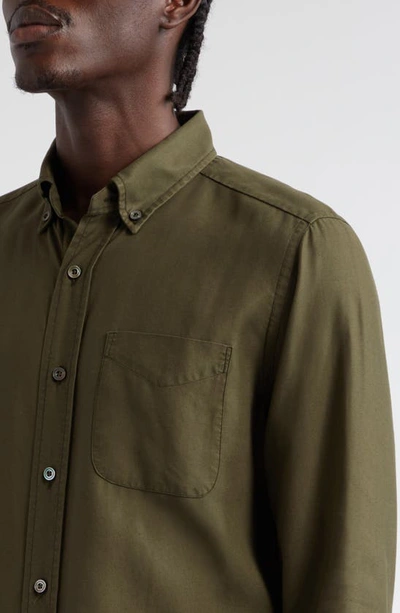 Shop Tom Ford Slim Fit Leisure Button-down Shirt In Military Green