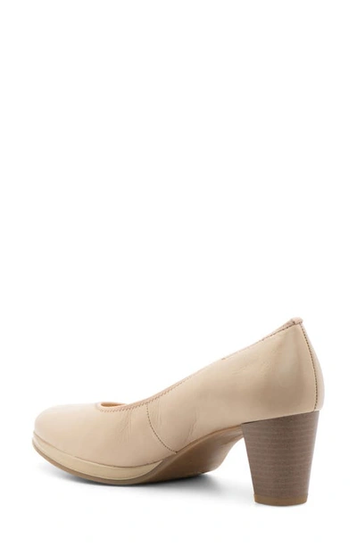 Ara Ophelia Pump In Sand