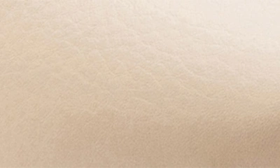 Ara Ophelia Pump In Sand