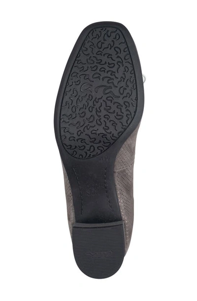 Ara Gabrielle Pump In Street