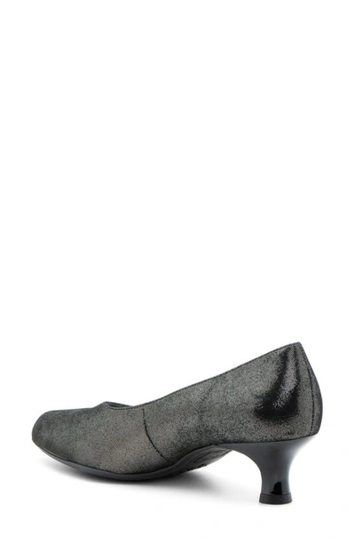 Ara Kat Pump In Black Shimmer