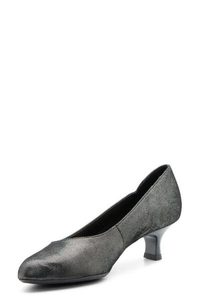 Ara Kat Pump In Black Shimmer