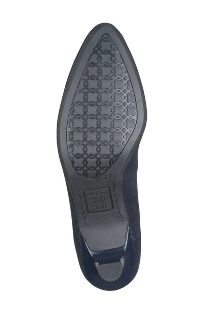 Ara Kit Pump In Midnight Blue