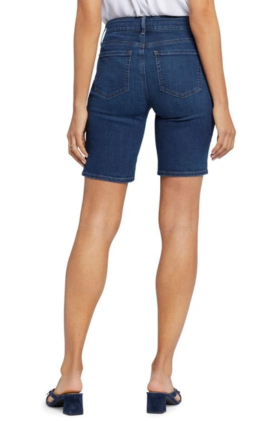 Nydj Ella Side Slit Denim Shorts In Palace