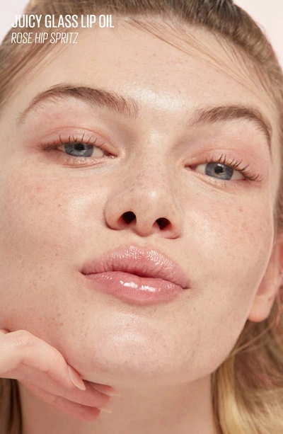 Kaja Juicy Glass Lip Oil In Rose Hip Spritz