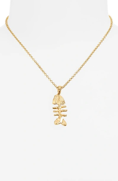 Shop Alighieri The Silhouette Of Summer Pendant Necklace In 24 Gold