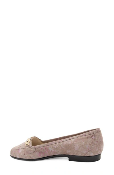 Amalfi By Rangoni Oste Loafer In Mouse Grove Utopia