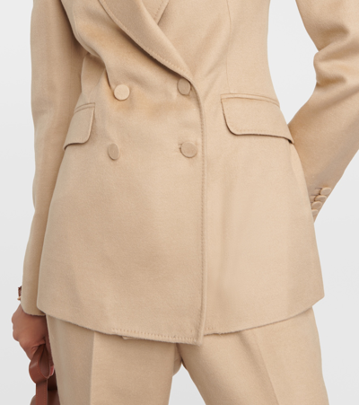 Gabriela Hearst Stephanie Wool-silk-linen Double-breasted Blazer Jacket In Beige