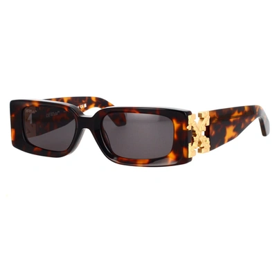 Shop Off-white Sunglasses In Havana