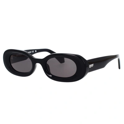 Shop Off-white Sunglasses In Black