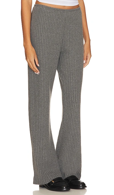 Donni Hosen In Charcoal