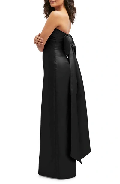 Alfred Sung Strapless Bow Back Satin Column Gown In Black