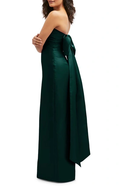 Alfred Sung Strapless Bow Back Satin Column Gown In Evergreen