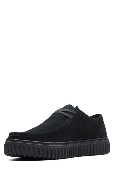 Shop Clarks Torhill Lo Chukka Boot In Black Sde