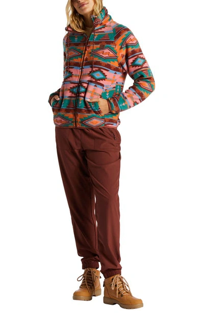 Billabong Boundary Lite Print Water Repellent Zip-up Fleece Jacket In Rosewood