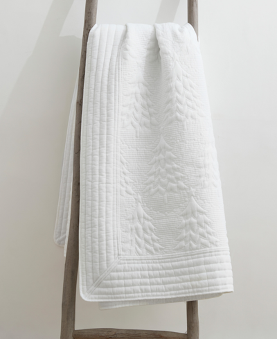 Levtex O Christmas Tree Reversible Quilted Throw, 50" X 60" In White