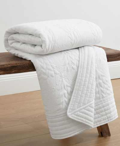 Levtex O Christmas Tree Reversible Quilted Throw, 50" X 60" In White