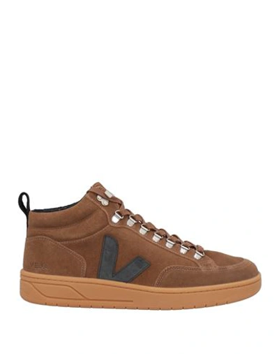 Shop Veja Man Sneakers Brown Size 4 Soft Leather