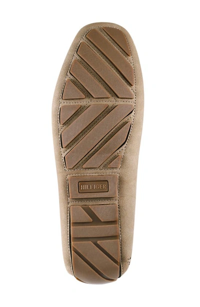 Tommy Hilfiger Men's Alvie Moc Toe Driving Loafers In Taupe
