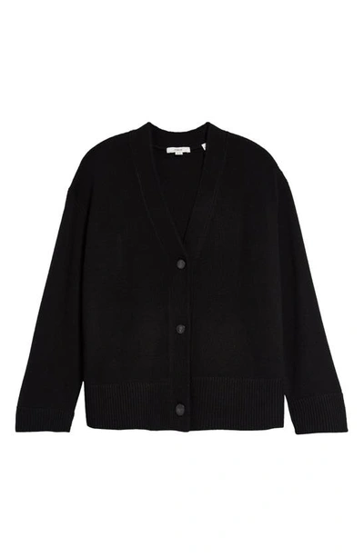 Vince Wool-cashmere Boxy V-neck Cardigan In Black