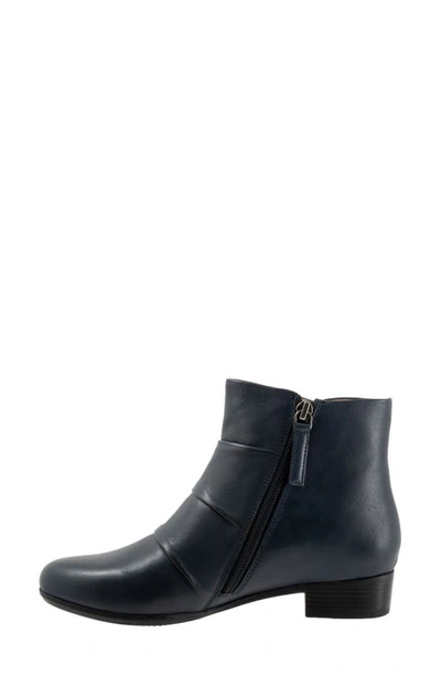 Trotters Mila Bootie In Navy