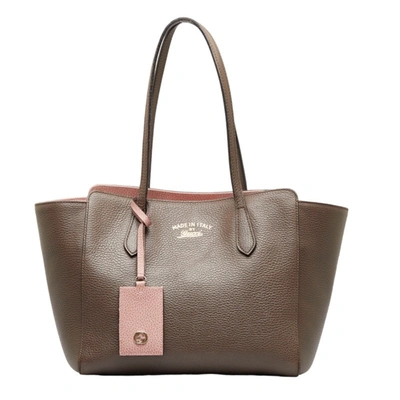 Shop Gucci Swing Grey Leather Tote Bag ()