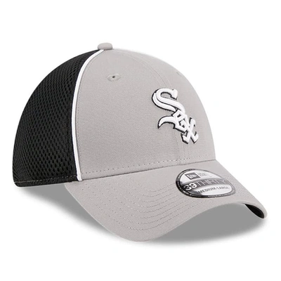 Shop New Era Gray Chicago White Sox Pipe 39thirty Flex Hat