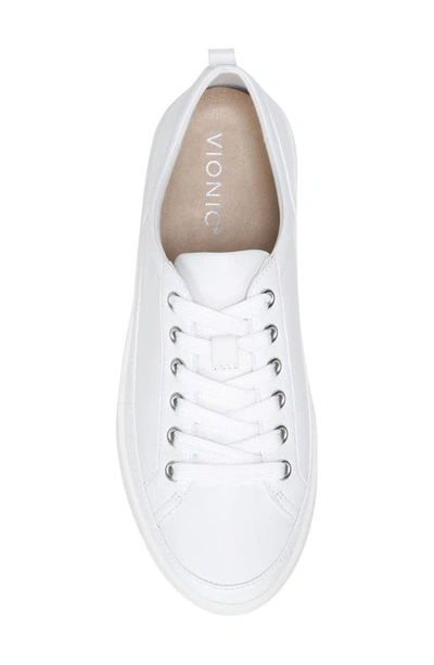 Vionic Winny Sneaker In White
