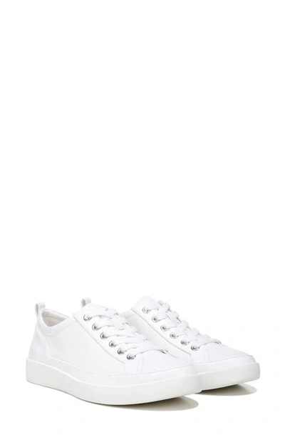 Vionic Winny Sneaker In White