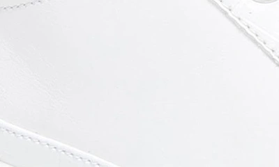Vionic Winny Sneaker In White