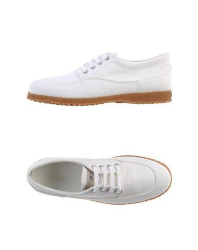 Shop Hogan Low-tops In White