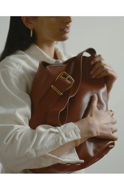 Shop Madewell The Essential Bucket Tote In Warm Cinnamon