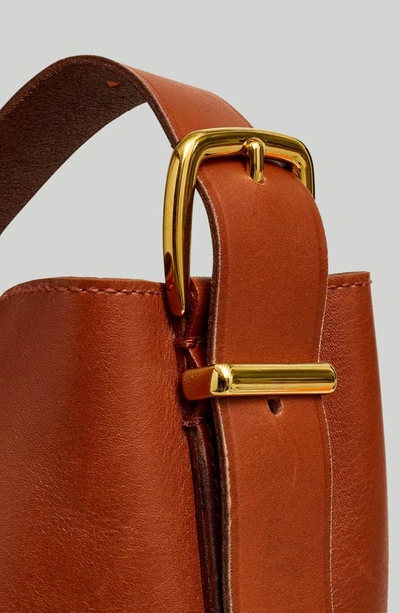 Shop Madewell The Essential Bucket Tote In Warm Cinnamon