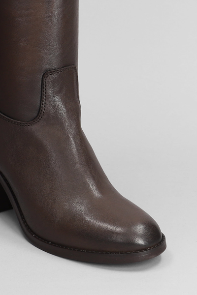 Shop Julie Dee High Heels Boots In Dark Brown Leather