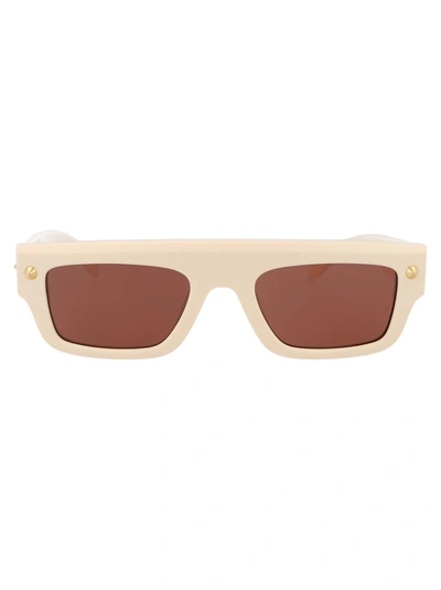 Alexander Mcqueen Spike Studs Contemporary Square Frame Tinted Sunglasses In 004 Ivory Ivory Brown