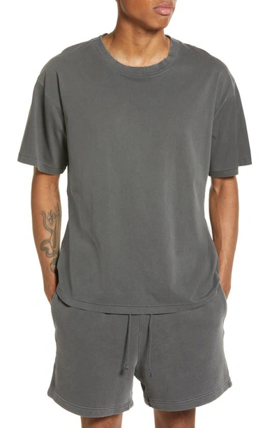 Shop Elwood Core Oversize Organic Cotton Jersey T-shirt In Grey