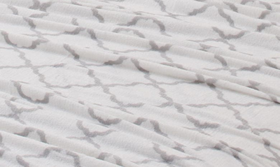 Woven & Weft Printed Plush Velour Sheet Set In Lattice - White / Grey