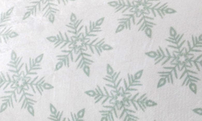 Woven & Weft Printed Plush Velour Sheet Set In Large Snowflake