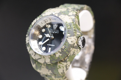 Pre-owned Invicta Reserve Hydromax Swiss Ronda Camo 52mm, Steel, Aqua Plating 40462