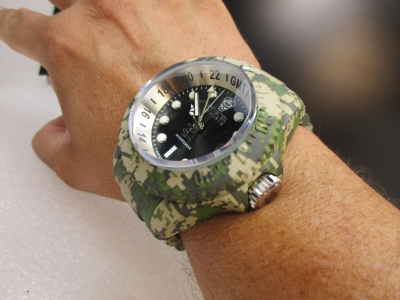 Pre-owned Invicta Reserve Hydromax Swiss Ronda Camo 52mm, Steel, Aqua Plating 40462